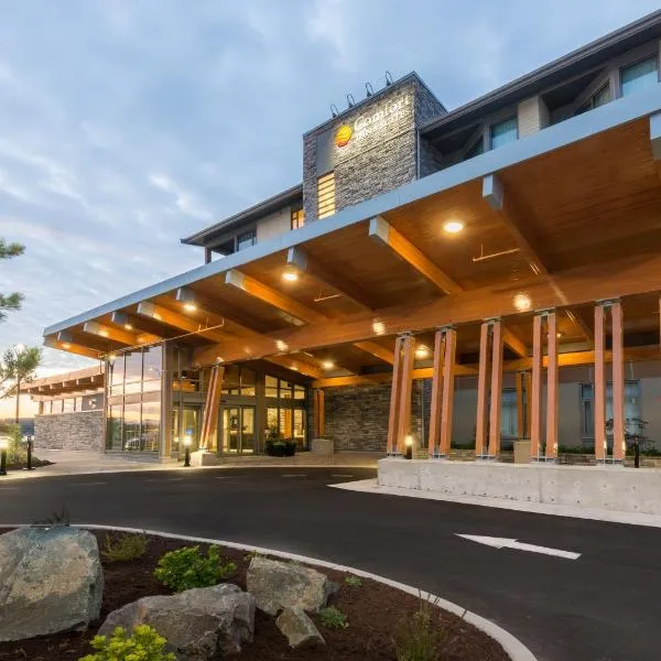 Comfort Inn & Suites, hotel v destinaci Campbell River
