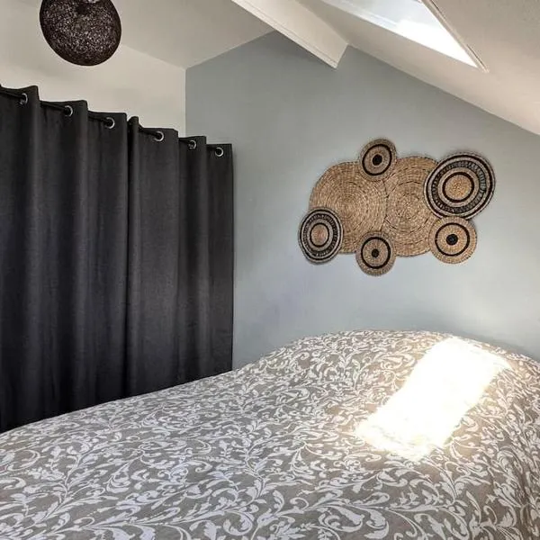 La Loge Compiègnoise, hotel v destinaci Compiègne