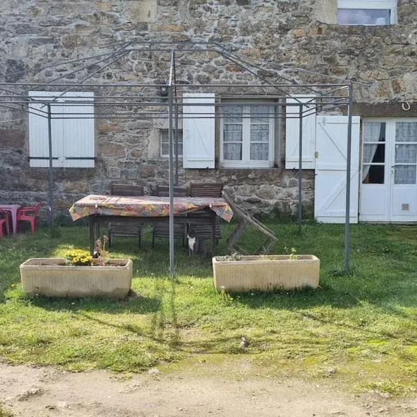 Ecurie - Gite 4 à 6 personnes, hotel v destinaci La Salvetat