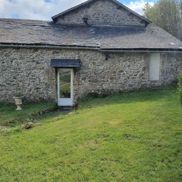 Cascade - Gîte pour 2 personnes, hotel v destinaci La Salvetat