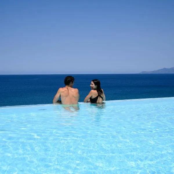 Grand Hotel San Pietro, hotel Palinuróban