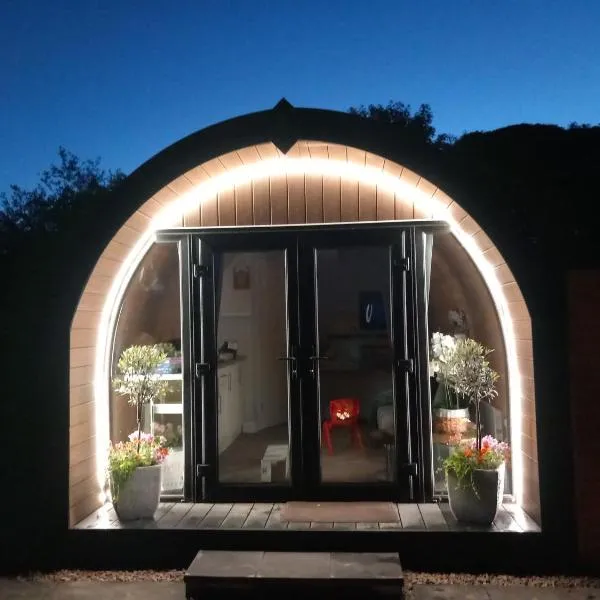 Seaview Glamping Cabin Inishowen, hotel v destinaci Creehennan