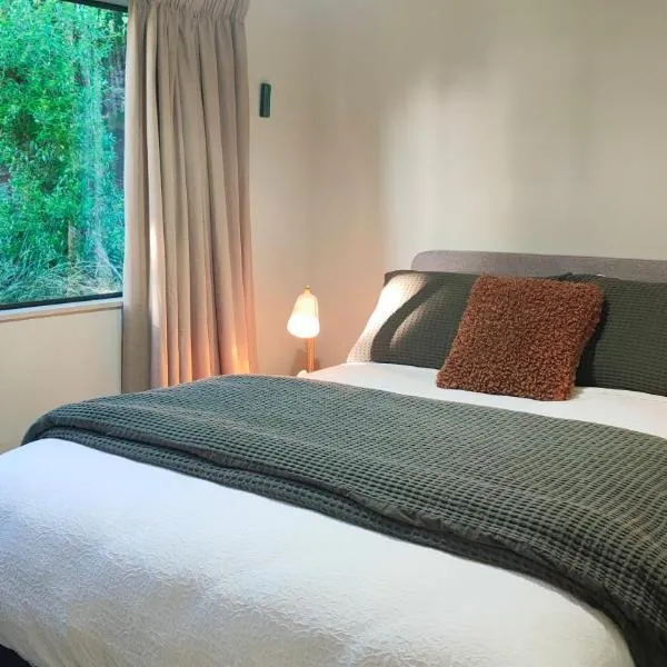 Pukemara Retreat, hotel v destinaci Pukehiki