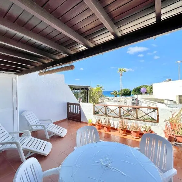 Casa Luce seaside, hotel in Puerto del Carmen