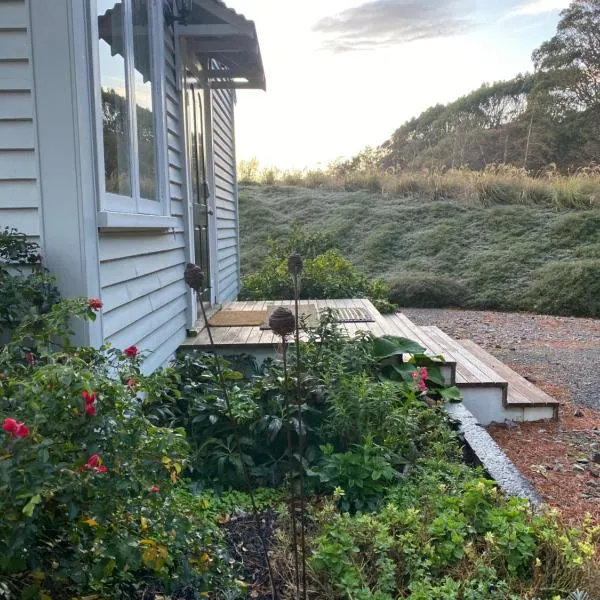 Ohariu Farm Cottage, viešbutis mieste Johnsonville