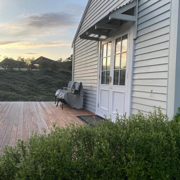Ohariu Farm Cottage, hotel in Johnsonville