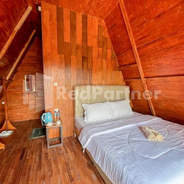 Glamping Pengilon Edupark Mitra RedDoorz, hotelli kohteessa Temanggung