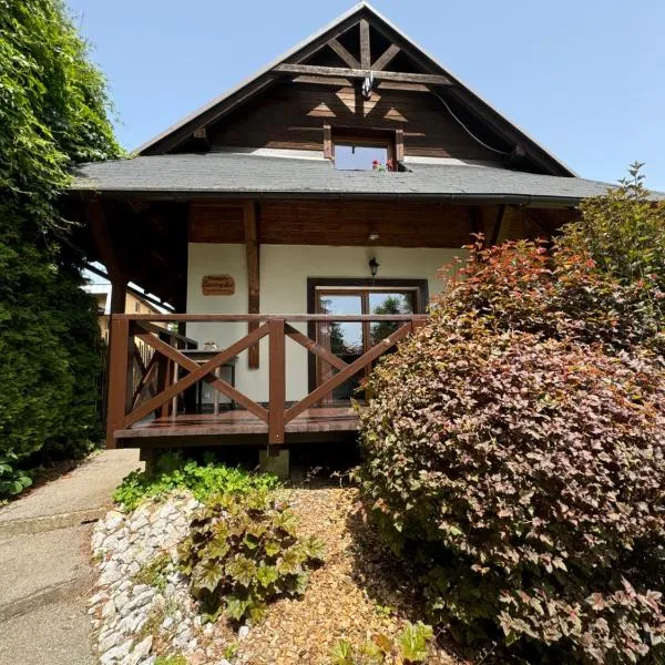 Chalúpka Čučoriedka, hotel in Veľký Slavkov