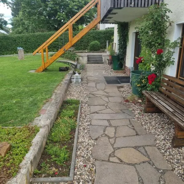 Ferienwohnung Tom, hotel in Schnaittenbach