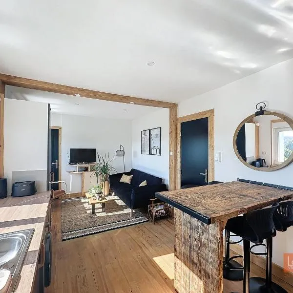 Le 8000 - Proche plage Wimereux, hotel in Wimille