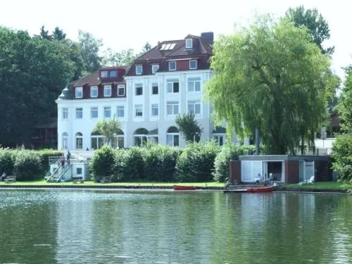 See Schlosshotel am Kellersee, hotel v destinaci Eutin