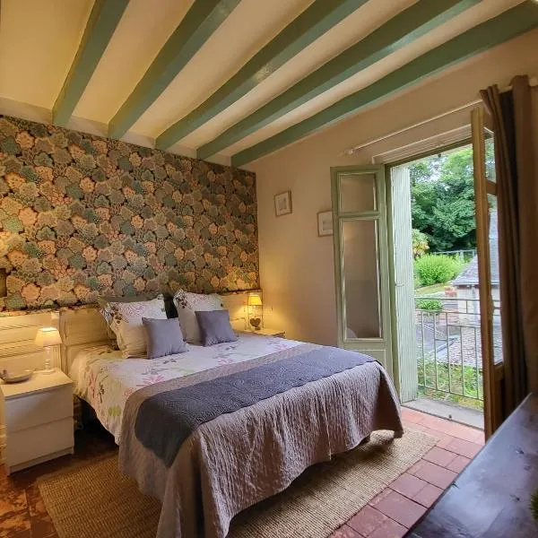 La Maison du Château – hotel w mieście Chinon