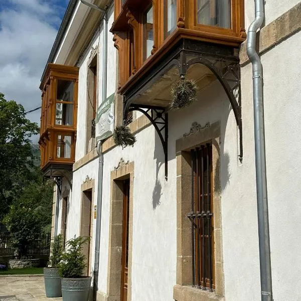 Loben Casona del Deva, hotel v destinaci Panes