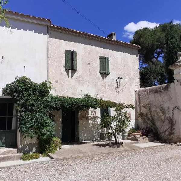Location maison de campagne 5 personnes, hotel in Quarante