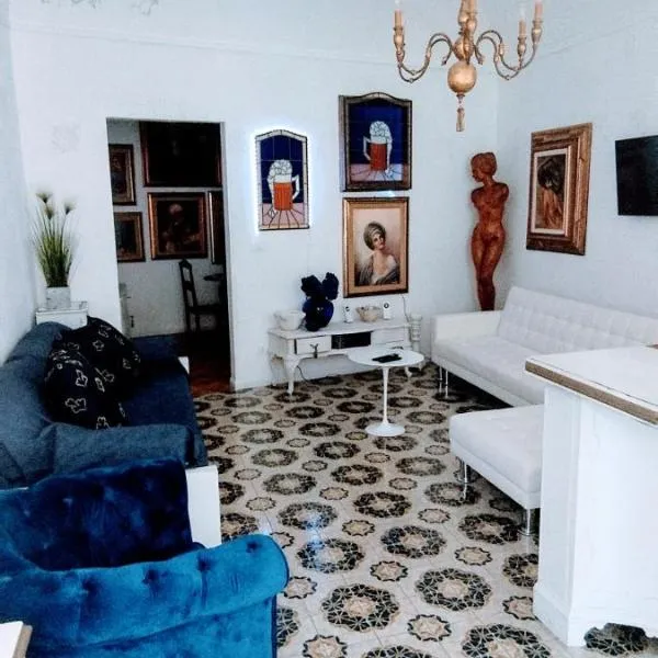 Appartamento Arte, hotel v destinaci Imperia