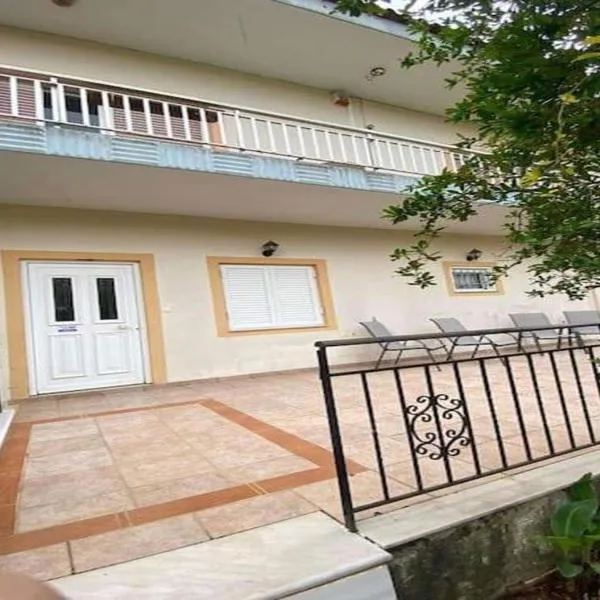 Ολόκληρο σπίτι με 3 υπνοδωμάτια στην Μεσσηνία, hotel Dhórion városában