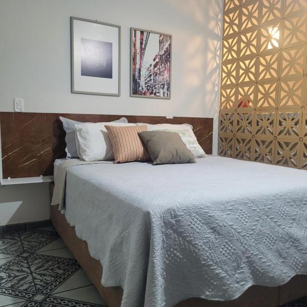 Apartamento a uma quadra do mar - Bairro Itapuã - Ar Condicionado