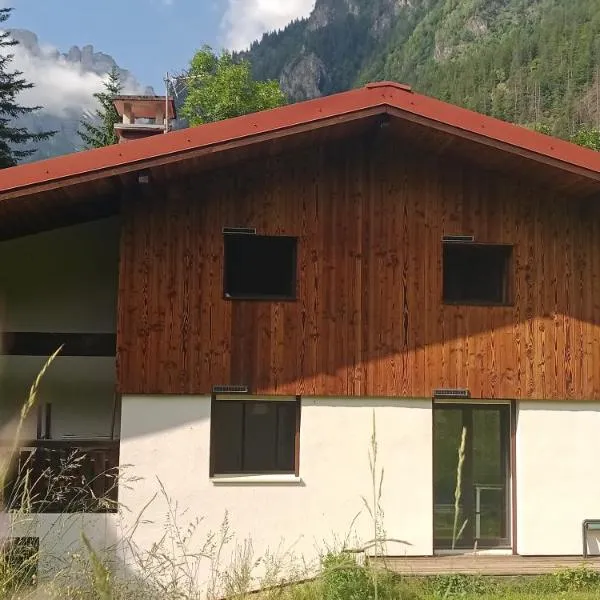 Gîte Montvauthier, hotel v destinaci Les Houches
