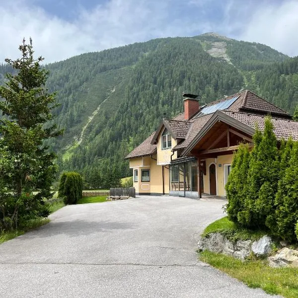 Bergauszeit-Gappmair, hotel v destinaci Tweng