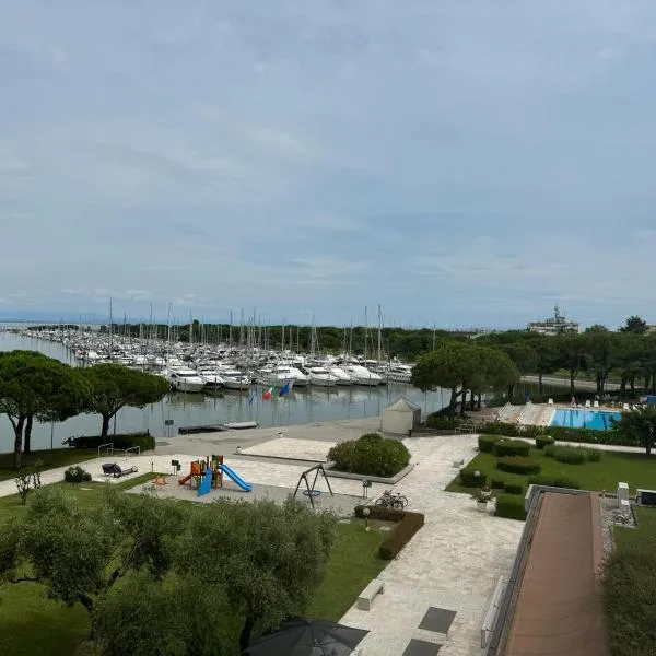Aprillia Marittima, hotel i Latisana