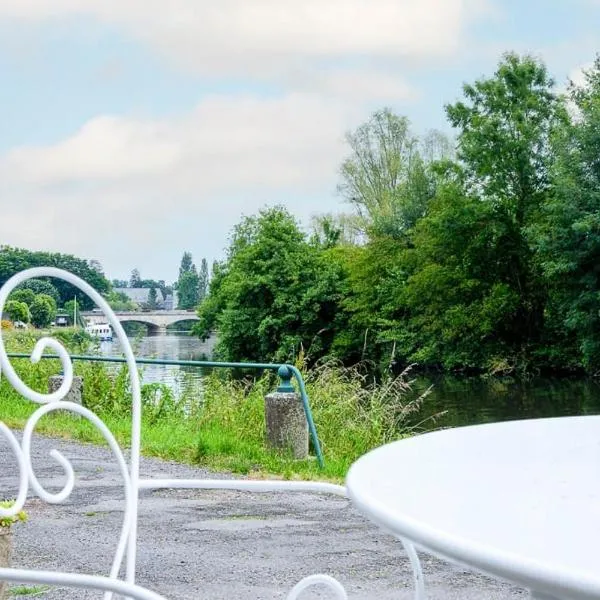 les berges de l'Oust, hotel in Malestroit