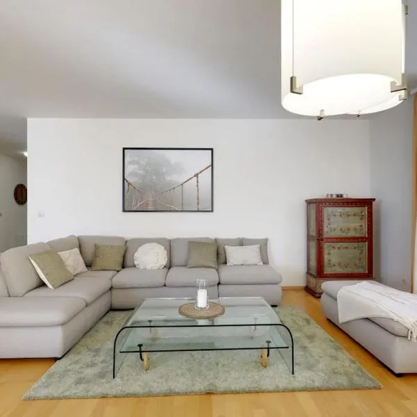 3min2centre - 2 BR, garage, view, hotel v Bratislave