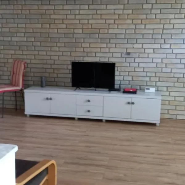 Miro-lokal, hotel in Ostrowiec Świętokrzyski