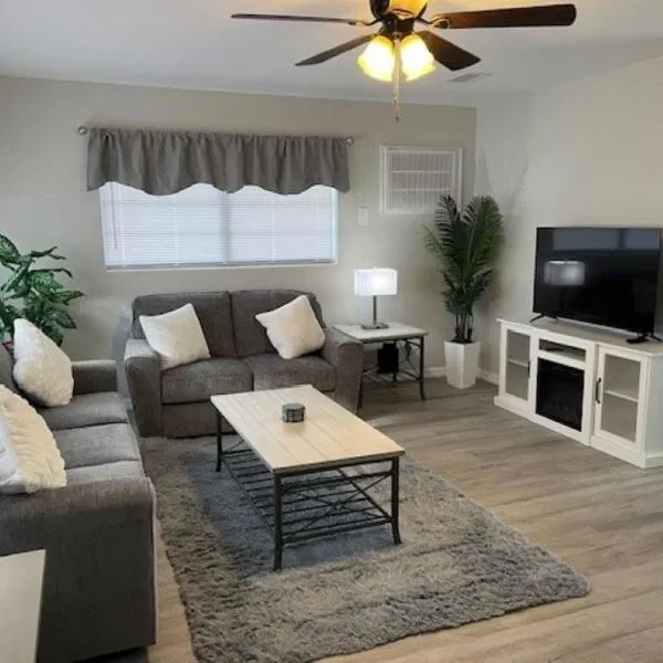 Cozy Home In Beverly Hills near Crystal River, hotel v destinaci Beverly Hills