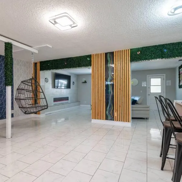 Cruise Haven with Pool, 15 Min to Port Canav & Beach, hotel em Cocoa