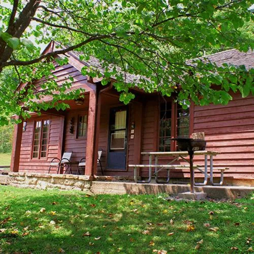 Montauk Lodge, hotel di Jadwin