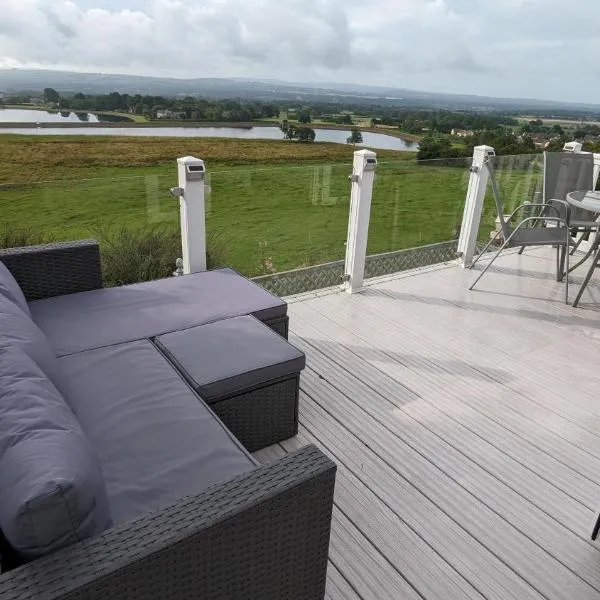 Lake View - Beacon Fell View Holiday Park, hotel v destinaci Longridge