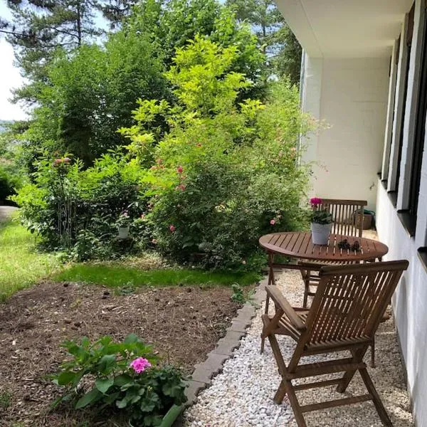 Ferienwohnung Kiefer - Ruheoase mitten im Grünen, hotel en Michelbach an der Bilz
