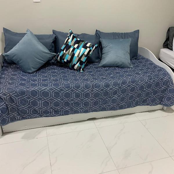 Confortavél Apartamento com AC, perto do Aeroporto - Foto 2