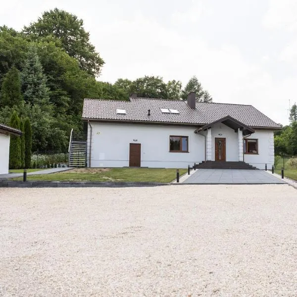 POKOJE JURAJSKI ZAKAMAREK, hotel v destinaci Żarki