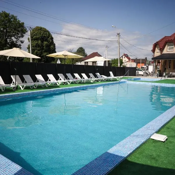 Aqua Hotel – hotel w mieście Sołotwyno