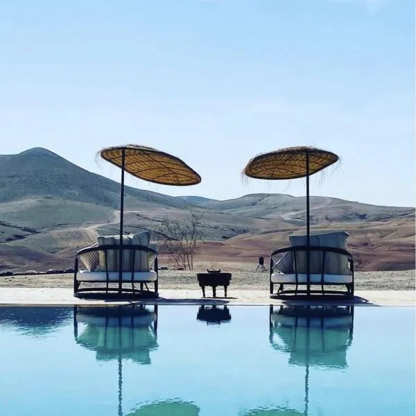 La Pause Ecolodge Agafay、マラケシュのホテル