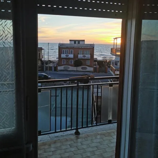 Marina di Ardea - Casa vista mare vicino Roma, hotel v destinaci Ardea