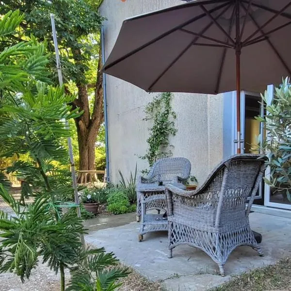 La grange du Luberon, hotel v destinaci Bonnieux