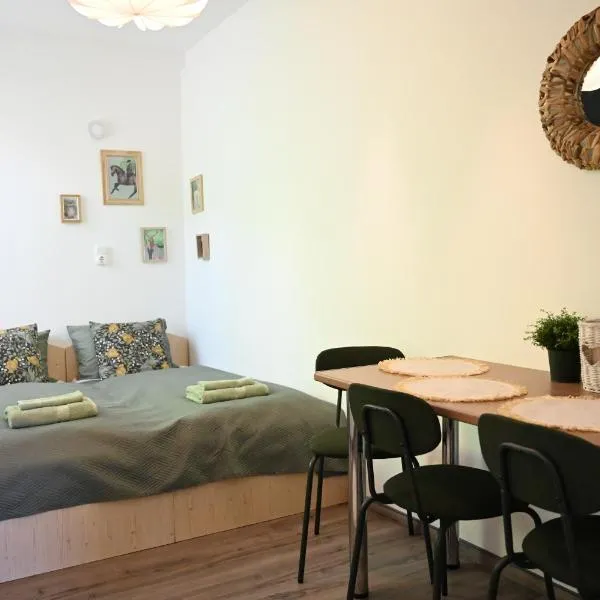 Gidrán Major, hotel v destinaci Újlengyel