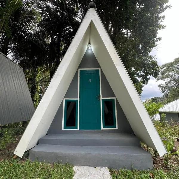 D'flora Bungalow & Glamping, hotel di Noca