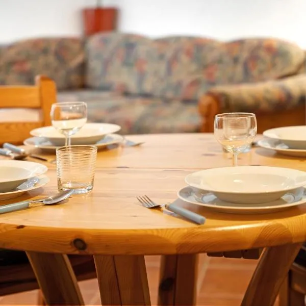 Haus Seeadler Wohnung 10, hotel v destinaci Ostseebad Koserow