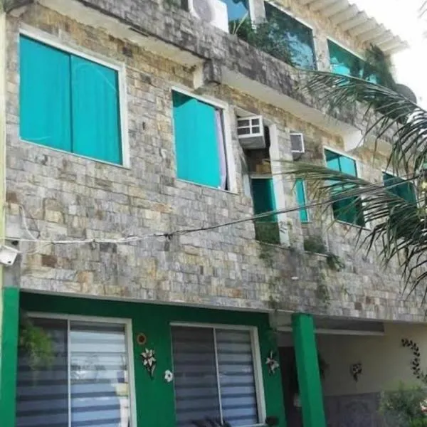 Suítes felicidade Rio Centro, hotel in Rio de Janeiro