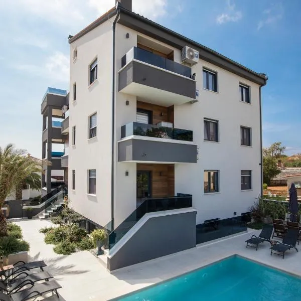 Apartment Sara IV, hotel v destinácii Ližnjan