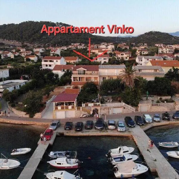 APARTMAN VINKO, hotel v destinaci Barbat na Rabu