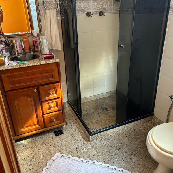 Apartamento de três quartos até seis pessoas localizado de frente para o Rock in Rio - Foto 3