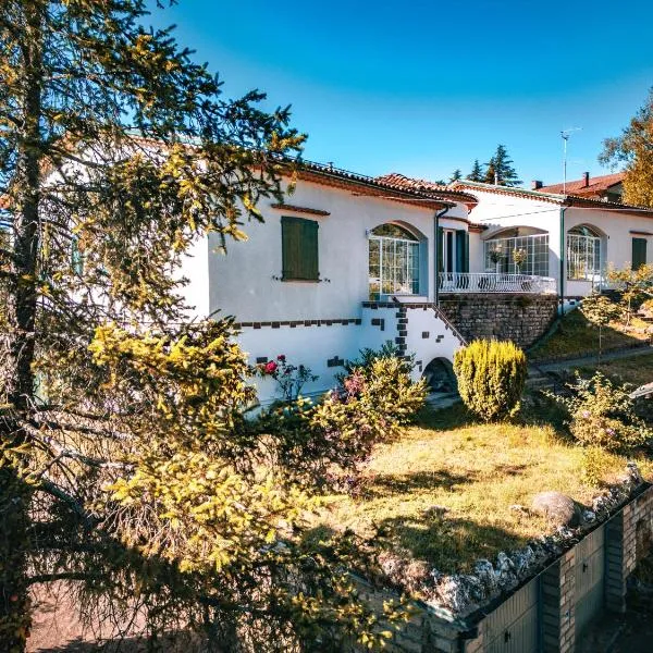 D'Aiano Guest House B&B, hotel v destinaci Castel dʼAiano