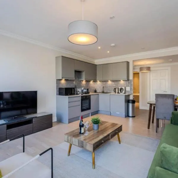 Dragon Suites - Edinburgh City Centre 2 Bed Apartment, hotell i Edinburgh