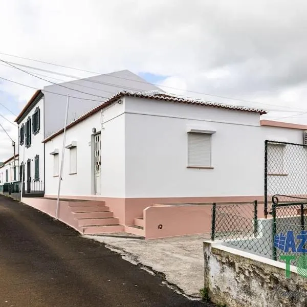 Casa da Avó Natal, hotel in Lajes