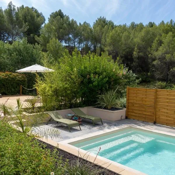 Juste en Provence, hotel v destinaci Saint-Saturnin-dʼApt