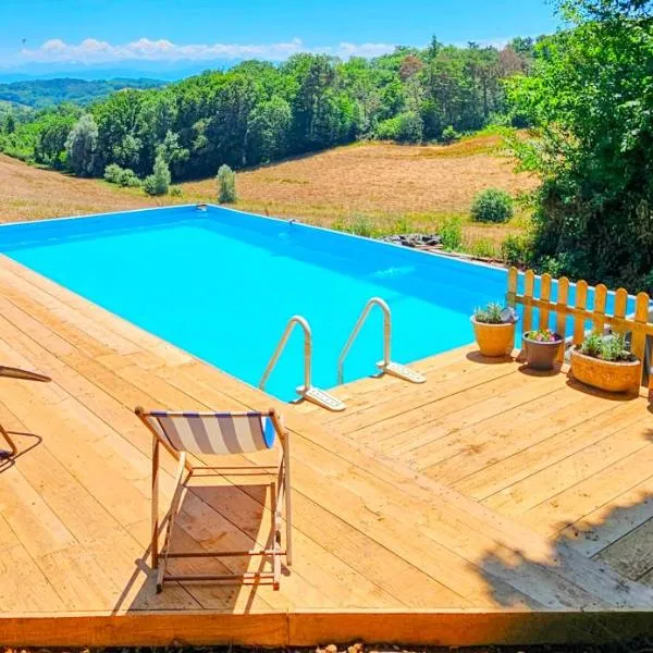 Gîte des écuries de la paguere, hotel v destinaci Aurignac
